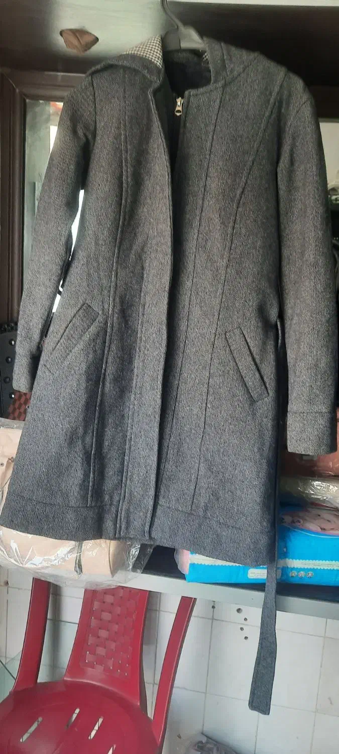 لباس|لباس|اصفهان, پوریای ولی|دیوار