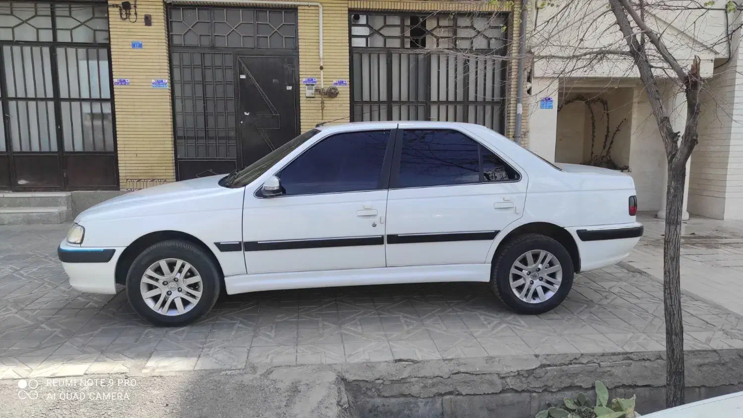 پژو پارس ۱۴۰۱ سفارشی موتور جدید در حد|خودرو سواری و وانت|سیرجان, |دیوار