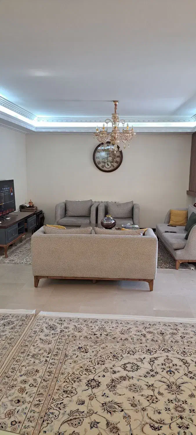 اپارتمان ۳خوابه تکواحدی (املاک سادات)|فروش آپارتمان|تهران, دروازه شمیران|دیوار