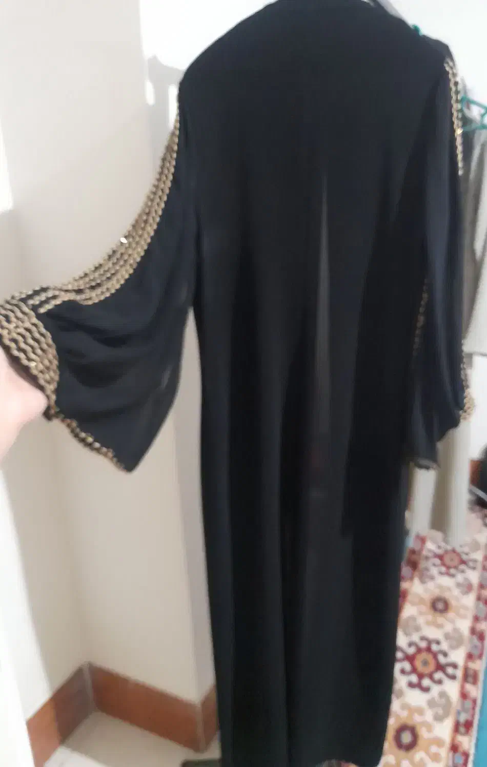 دو عدد مانتو عربی نو|لباس|رودهن, |دیوار