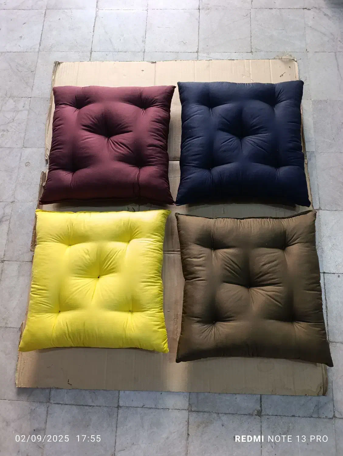 کوسن زیرپایی-کوسن مبلی|رختخواب، بالش، پتو|شیراز, پودنک|دیوار