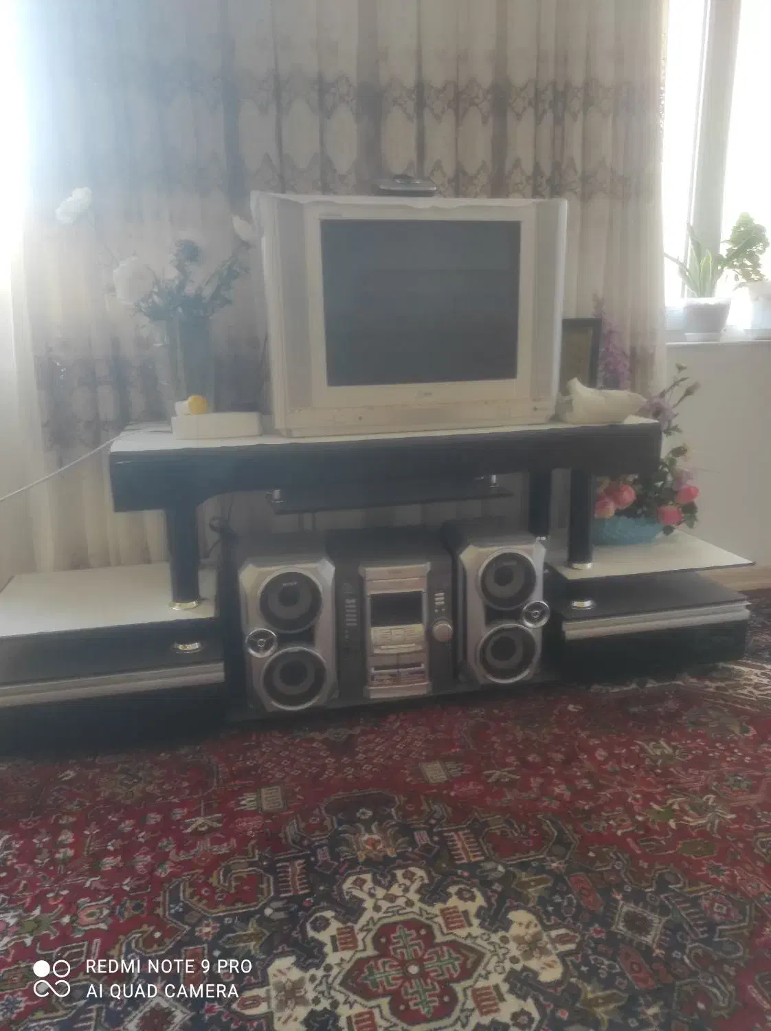 فروش تلویزیون و ظبط و میز تلویزیون|تلویزیون و پروژکتور|ارومیه, |دیوار