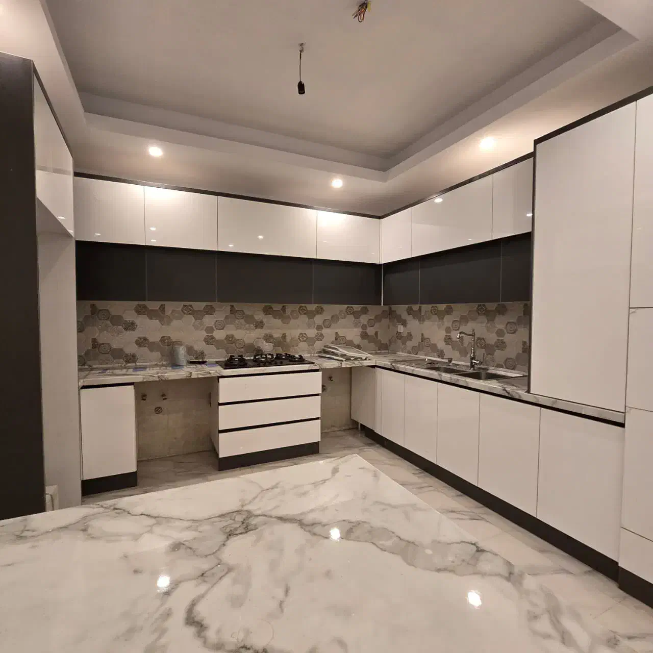 اپارتمان ۱۲۲متر فروش گرمدره امیراباد|فروش آپارتمان|گرمدره, |دیوار