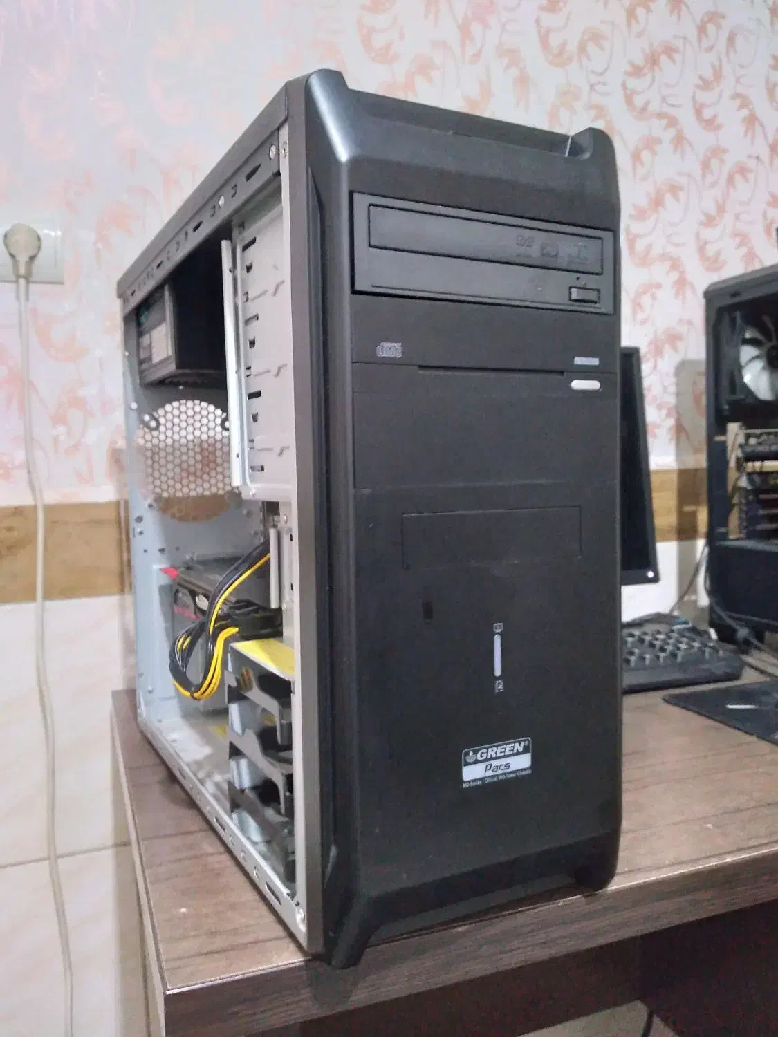 فروش تعدادی قاب کیس|قطعات و لوازم جانبی رایانه|اهواز, حصیرآباد|دیوار