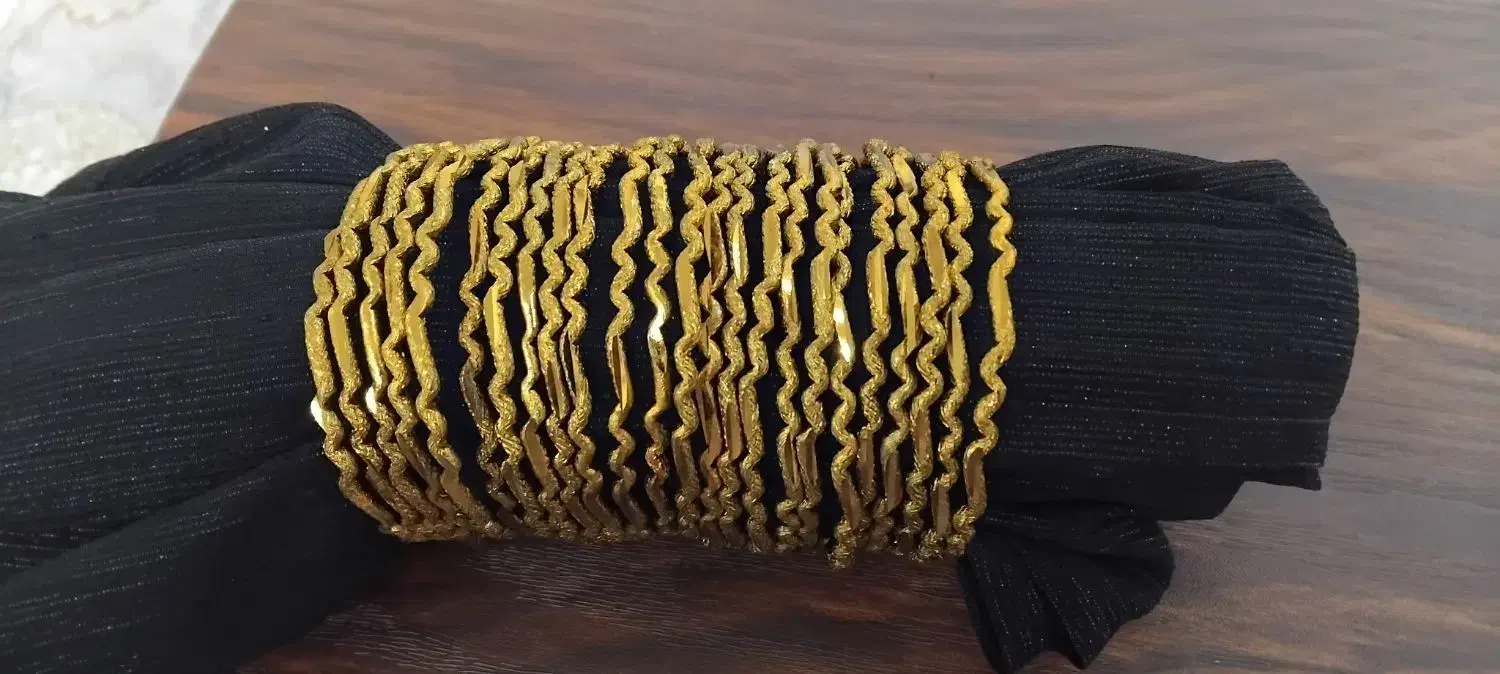 النگو و گوشواره|بدلیجات|بسطام, |دیوار