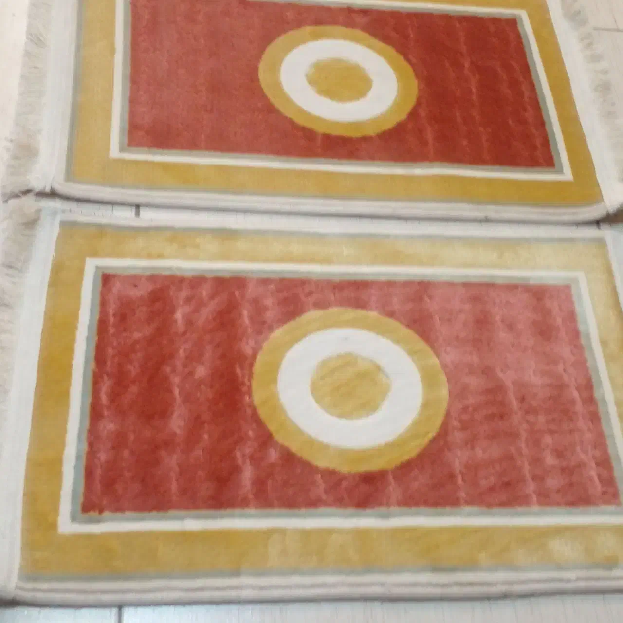 پادری از جنس فرش|پادری|خرم‌آباد, |دیوار