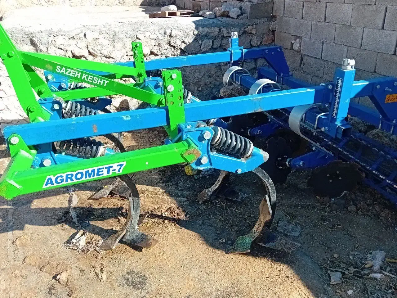 فروش خاکورز مرکب حفاظتی ۷ شاخه وگاواهن سه خیش|ماشین‌آلات صنعتی|ایذه, |دیوار