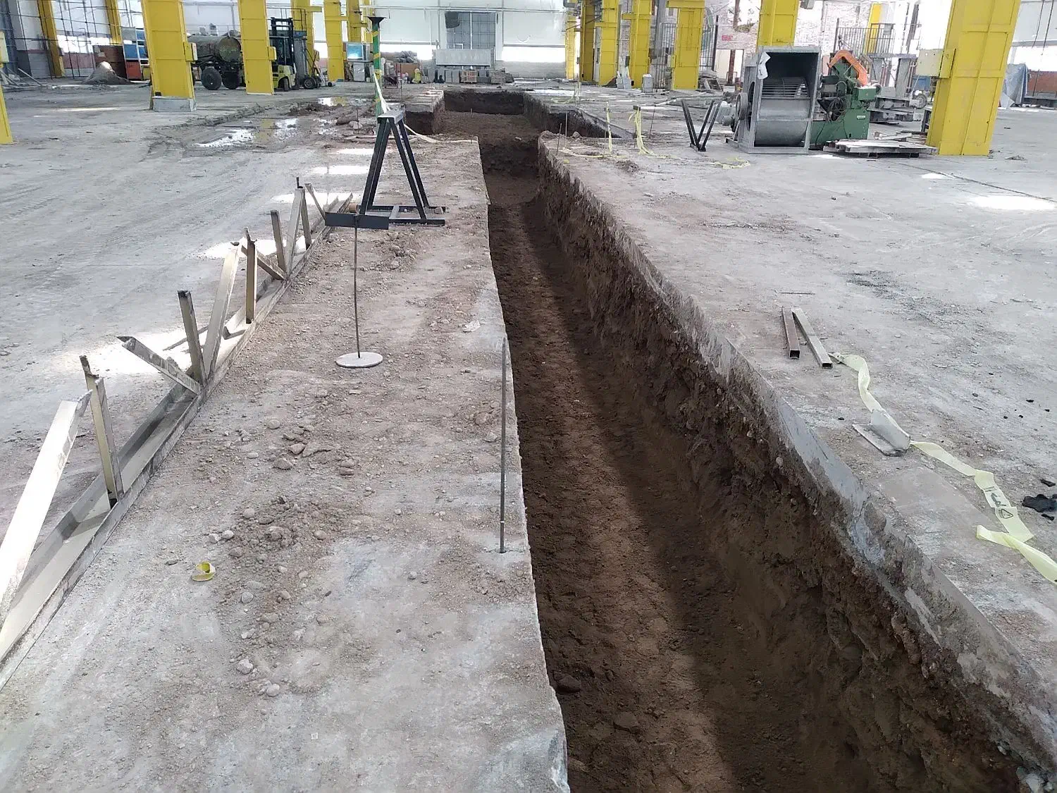 آرماتوربندی. قالب بندی .بتن ریزی|خدمات پیشه و مهارت|تبریز, |دیوار