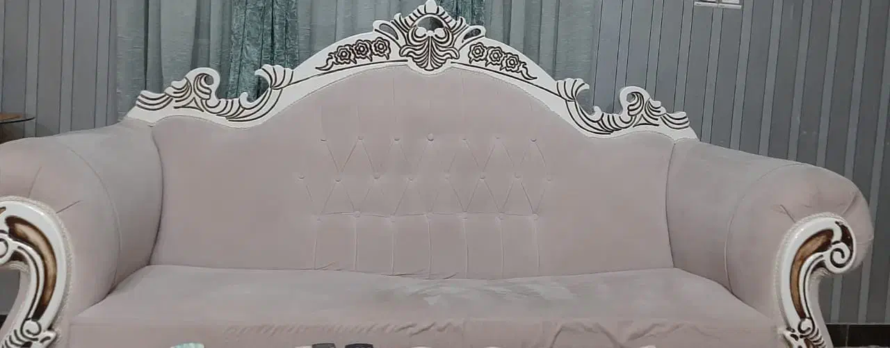 مبل هفت نفره و میز ناهار خوری|مبلمان خانگی و میز عسلی|نهاوند, |دیوار