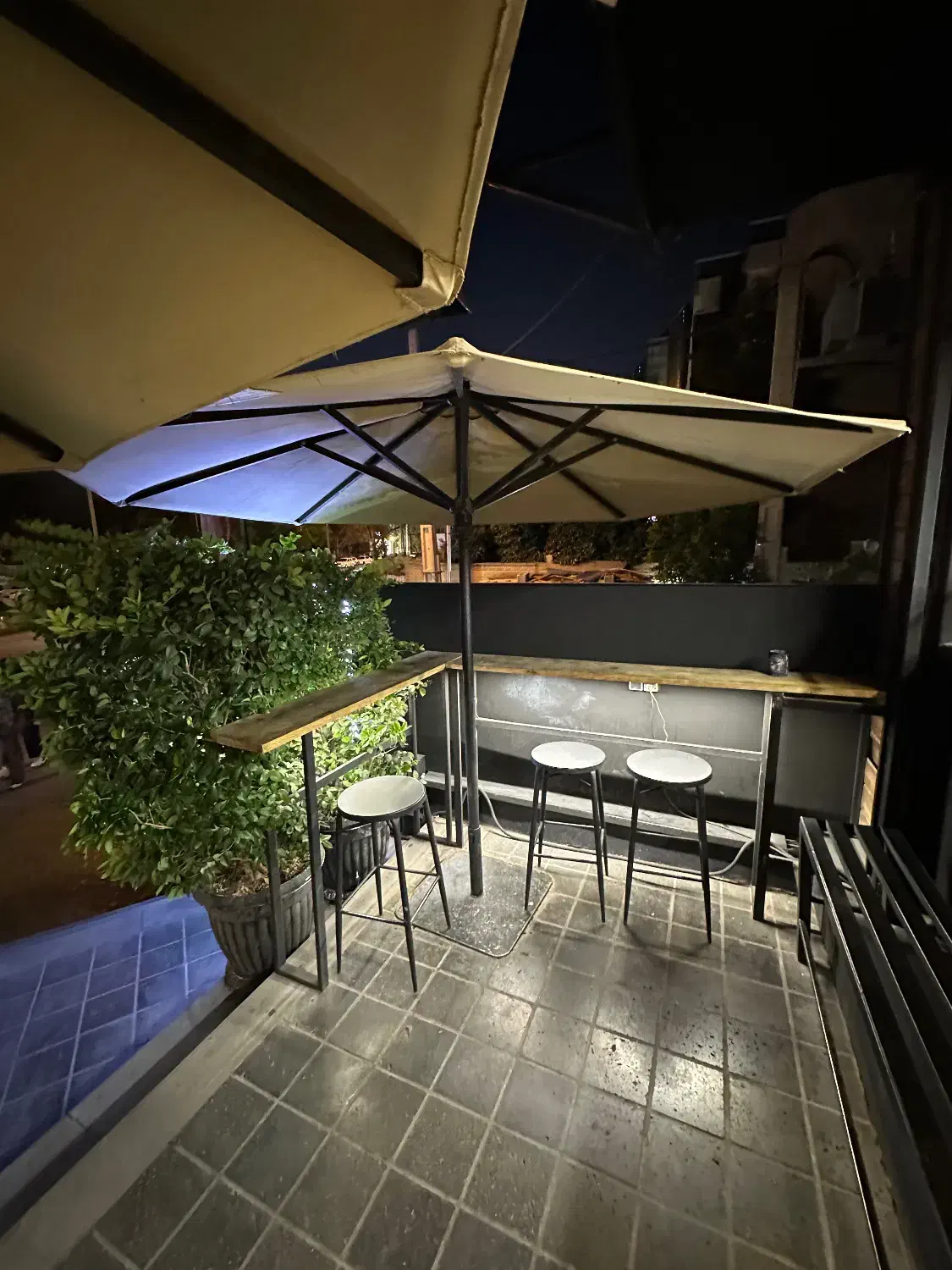 ۱ عدد سایه بان سیار|فروشگاه و مغازه|شیراز, ستارخان|دیوار