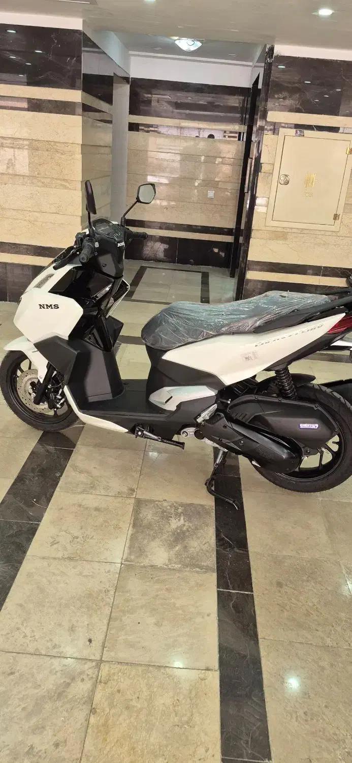 متور خشک|موتورسیکلت|قدس, شهر‌قدس|دیوار