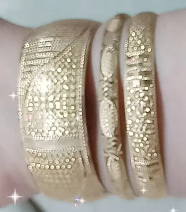 سلام چندتیکه طلای برای سرمایه گزاری دارم تا شنبه|جواهرات|نهاوند, |دیوار