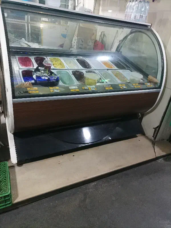 کلیه لوازم آب میوه بستنی به می رسد|فروشگاه و مغازه|زنجان, |دیوار