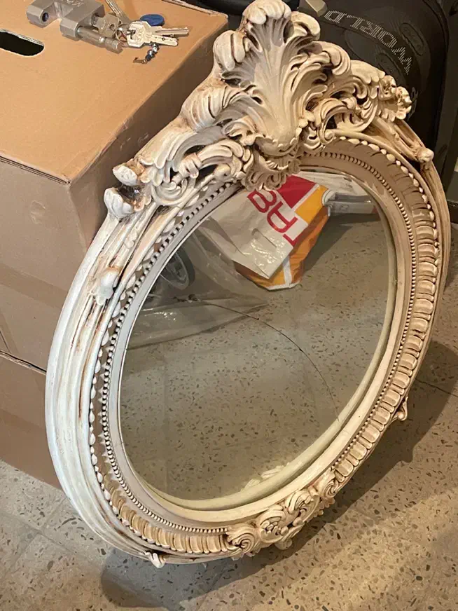 فروش یک آینه دیواری و کنسول و یک عدد آبنما|بوفه، ویترین، کنسول|تهران, نظامی گنجوی (توانیر)|دیوار