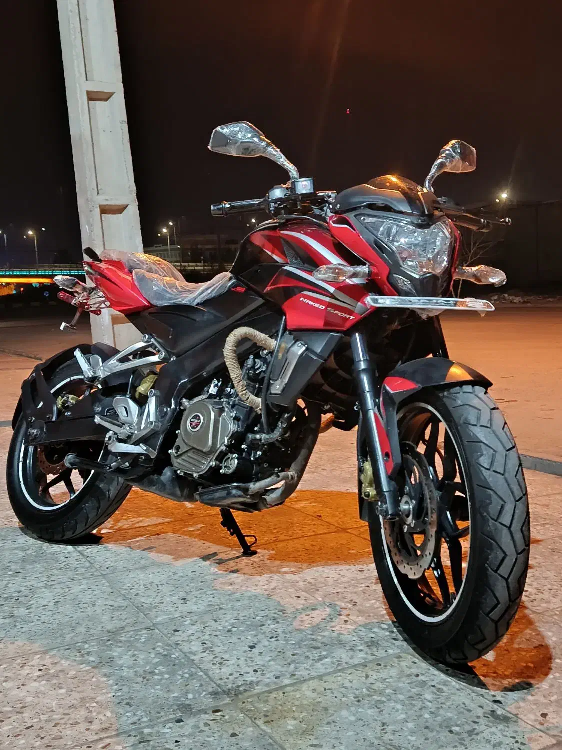 ns 200|موتورسیکلت|قم, جمکران|دیوار