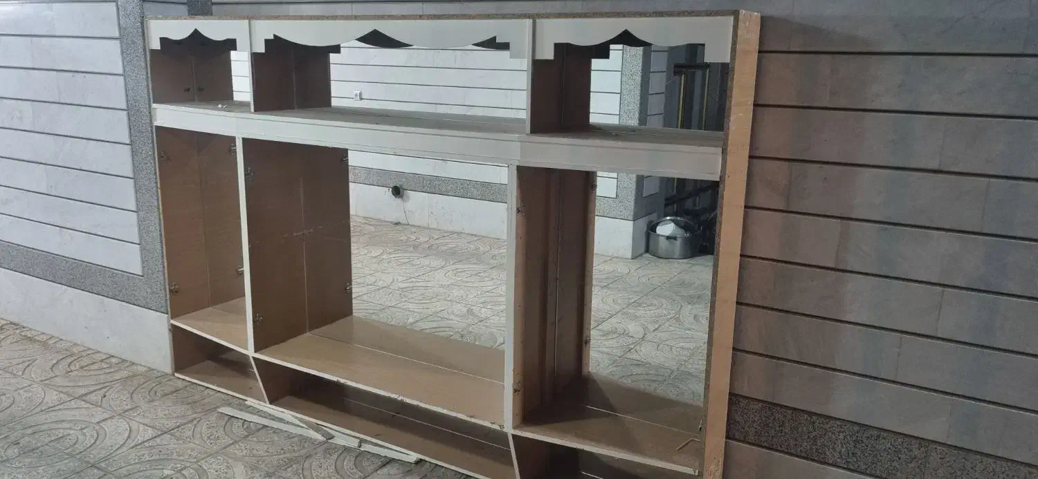 ویترین دیواری|بوفه، ویترین، کنسول|شاهین‌شهر, گزبرخوار|دیوار