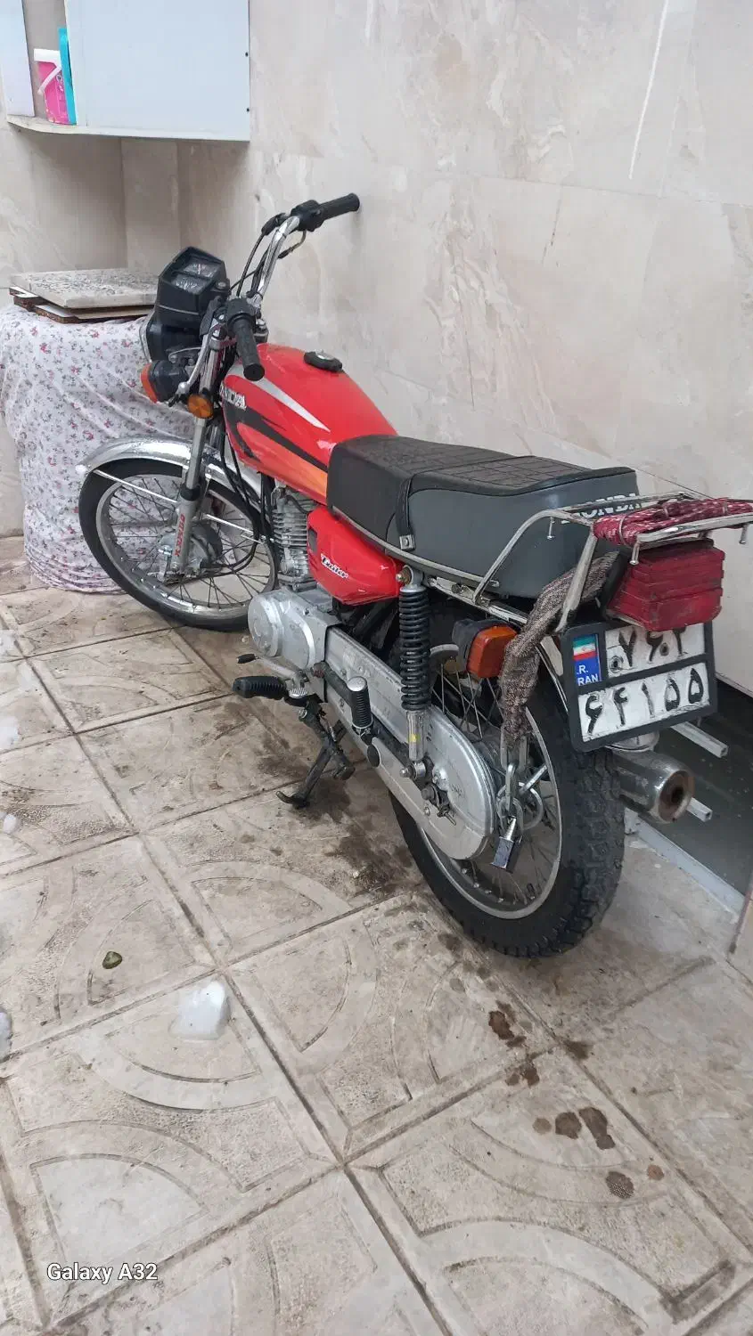 هندا ۸۶ اریانا|موتورسیکلت|مشهد, شفا|دیوار