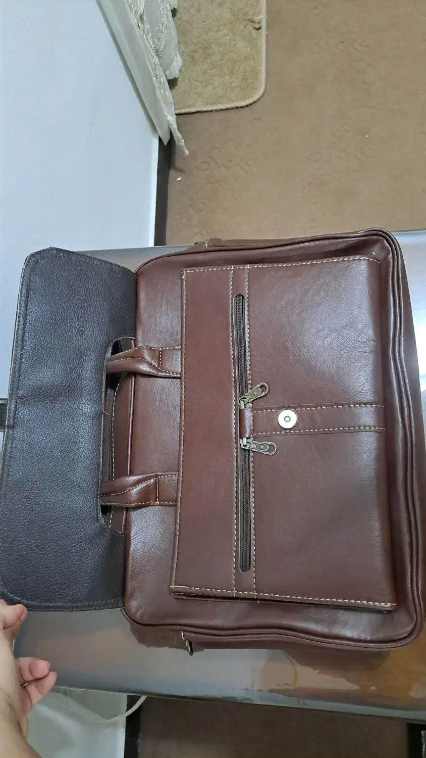 کیف دیپلمات|کیف، کفش، کمربند|دزفول, |دیوار