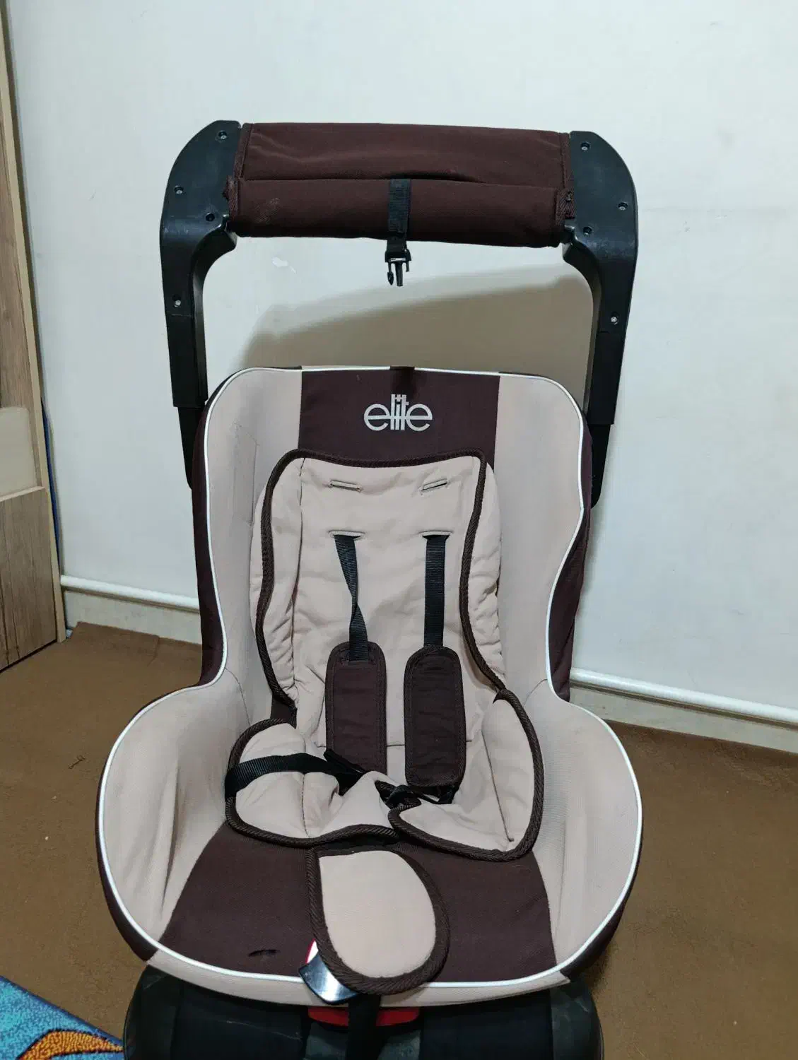 صندلی ماشین|تخت و صندلی بچه|کرج, شهرک شهید احسانی نژاد|دیوار