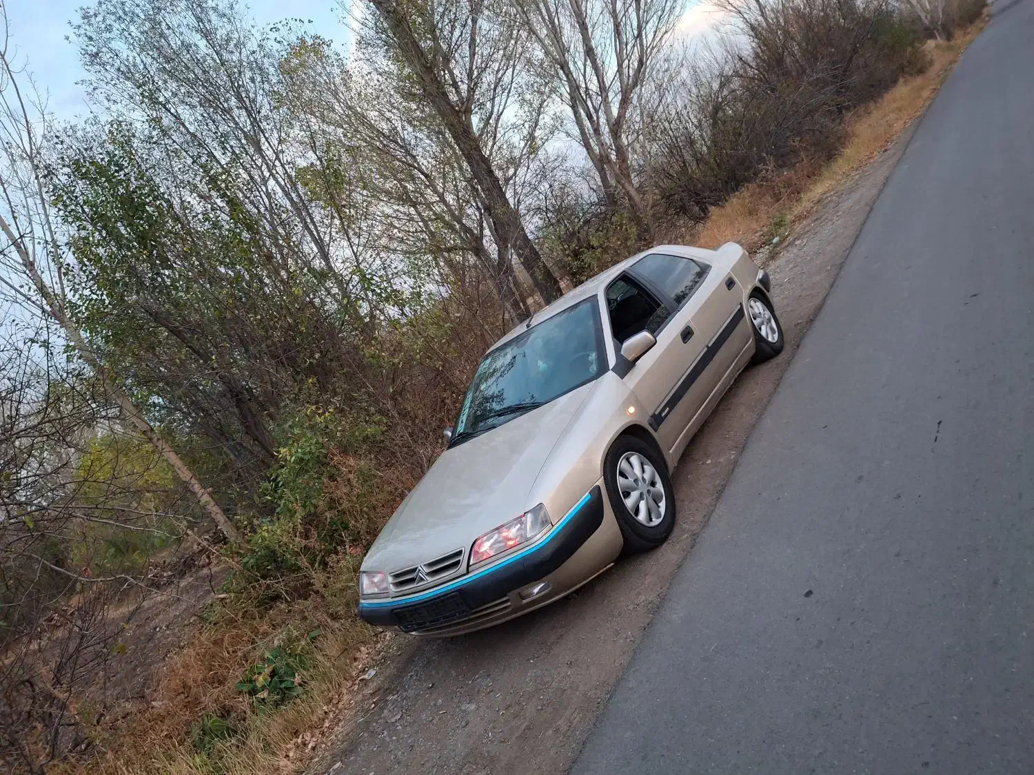 زانتیا ۸۵ خشک|خودرو سواری و وانت|سراب, |دیوار