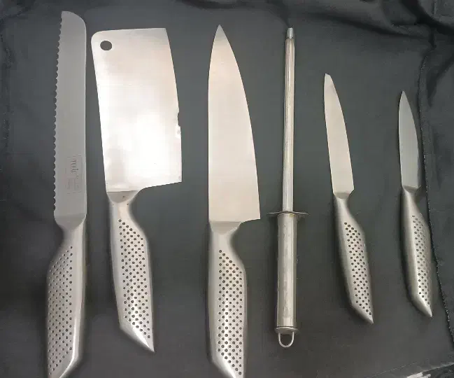 ست چاقوی اشپزخانه ۹۵۰ هزار تومان|ظروف پختوپز|خرمشهر, |دیوار