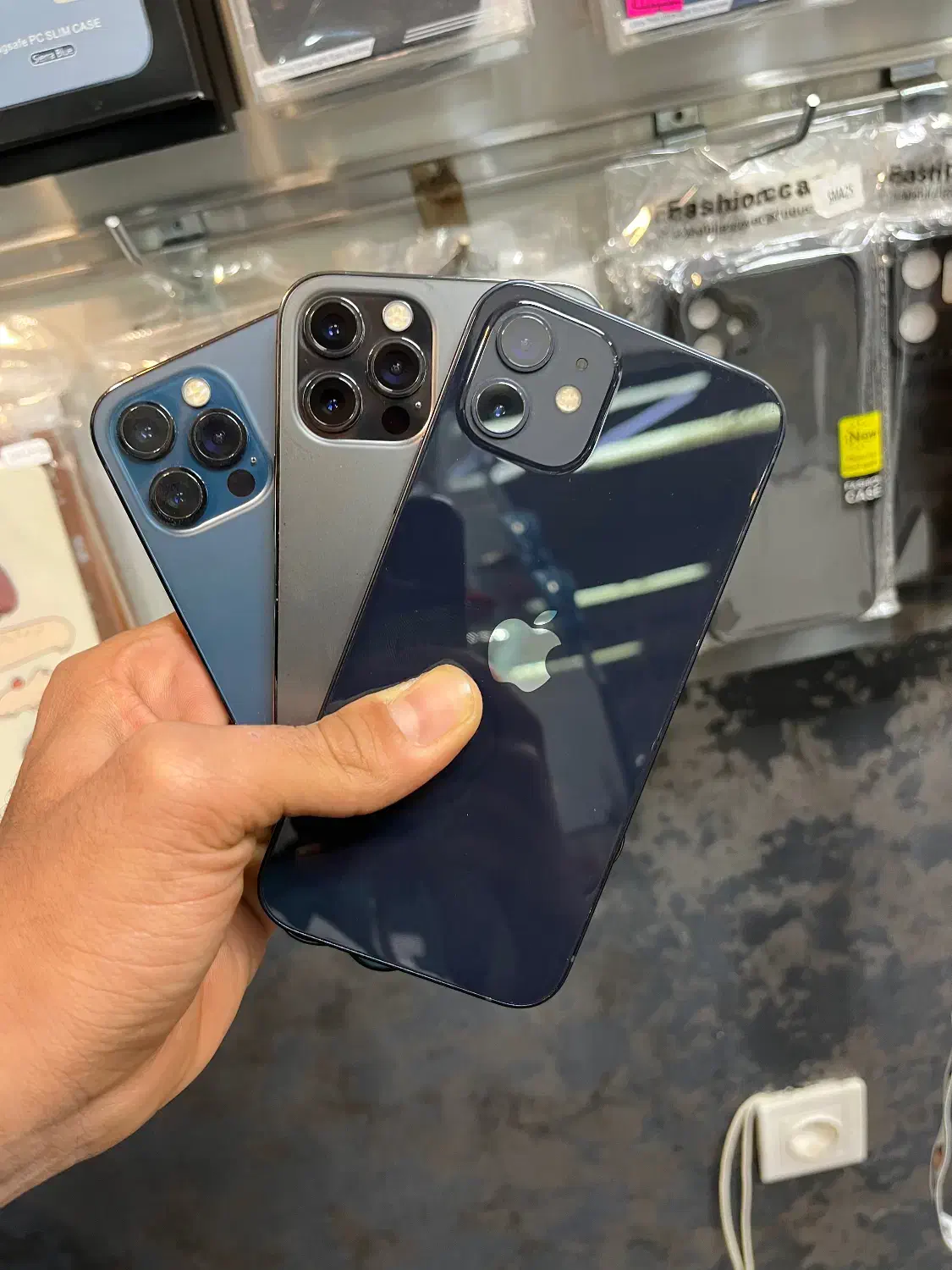 گوشی ۱۲ و ۱۲pro|موبایل|گرگان, |دیوار