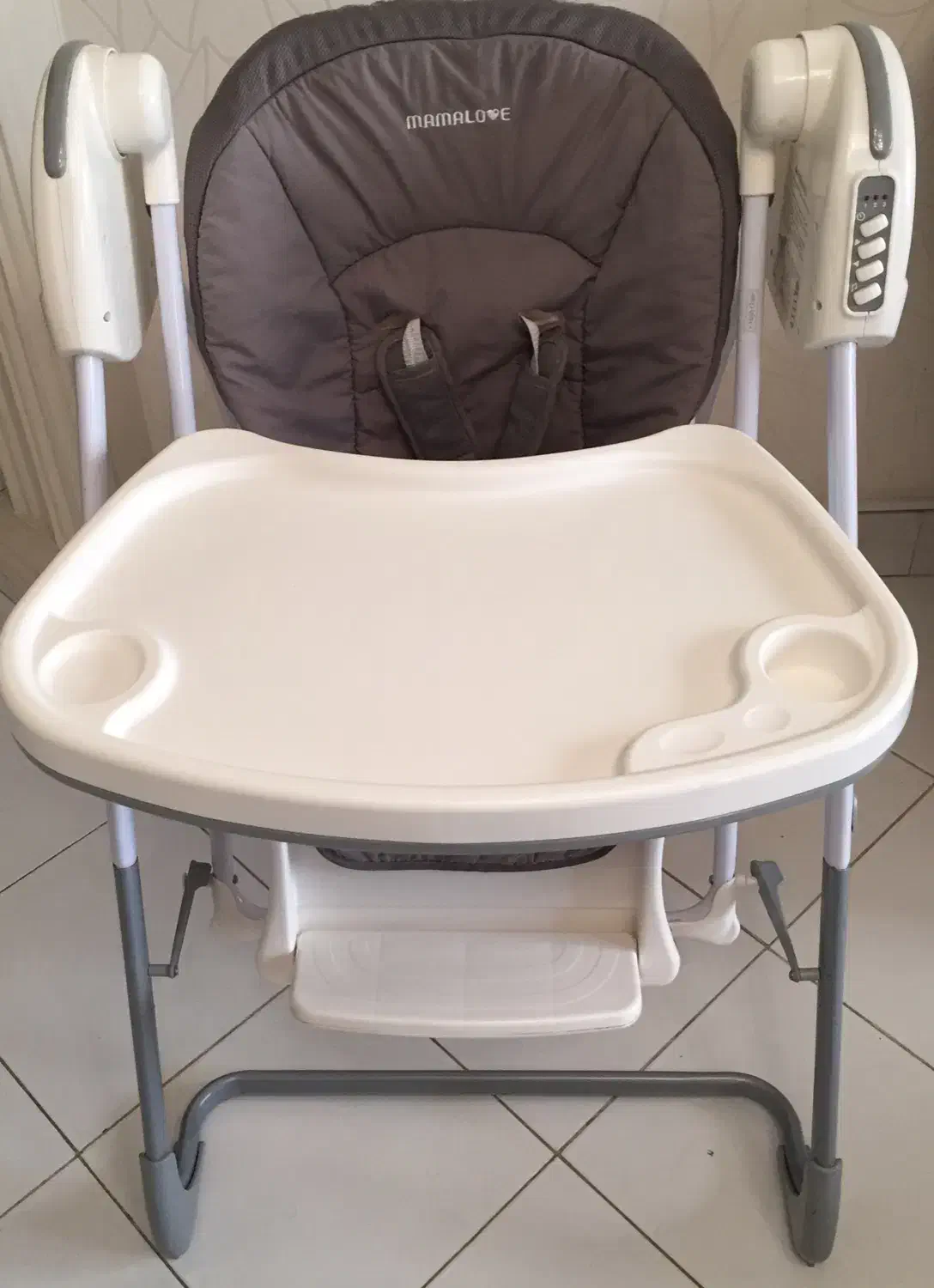 صندلی غذا و تاب برقی برند مامالاور سنگاپور|اسباب و اثاث بچه|مشهد, سجاد شهر|دیوار