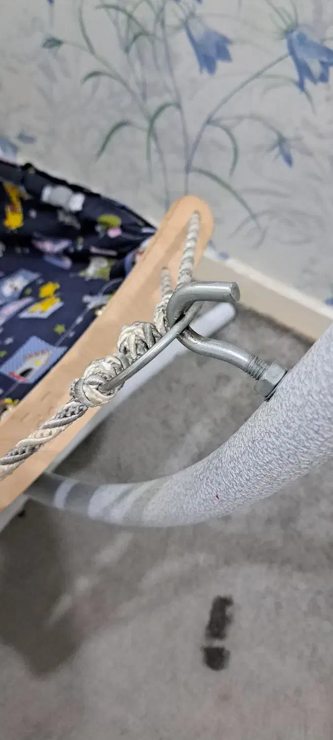 فروش گهواره بسیار تمیز|تخت و صندلی بچه|بندر ماهشهر, |دیوار