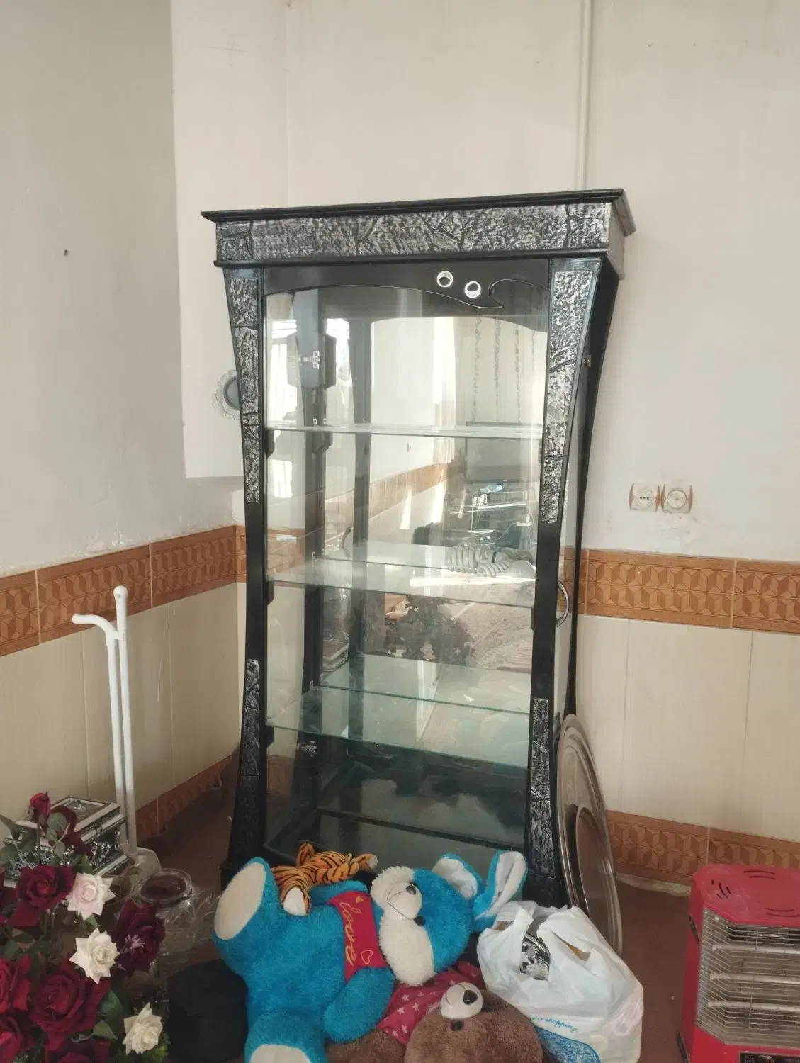 کنجه سالم|بوفه، ویترین، کنسول|قائن, |دیوار