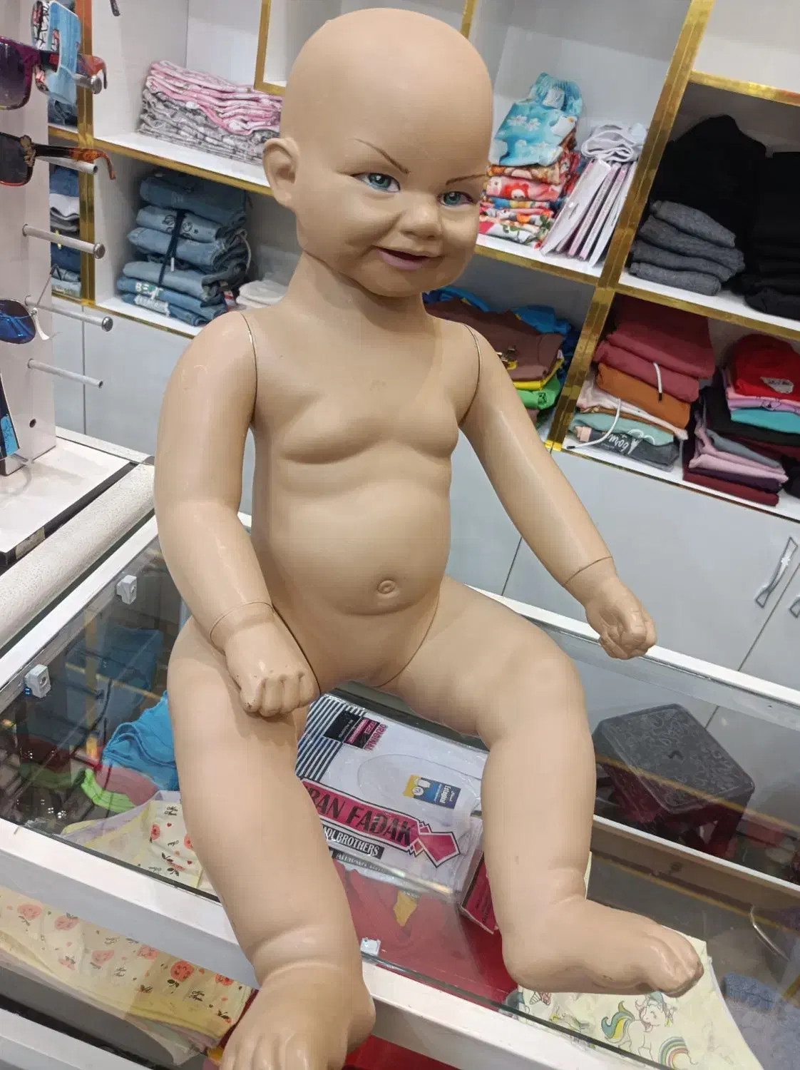 مانکن کودک و پا|فروشگاه و مغازه|پیر بکران, |دیوار