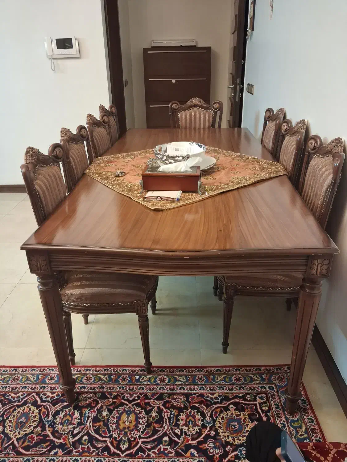 فروش مبلمان و میز و صندلی ناهار خوری|مبلمان خانگی و میز عسلی|اصفهان, باغ دریاچه|دیوار