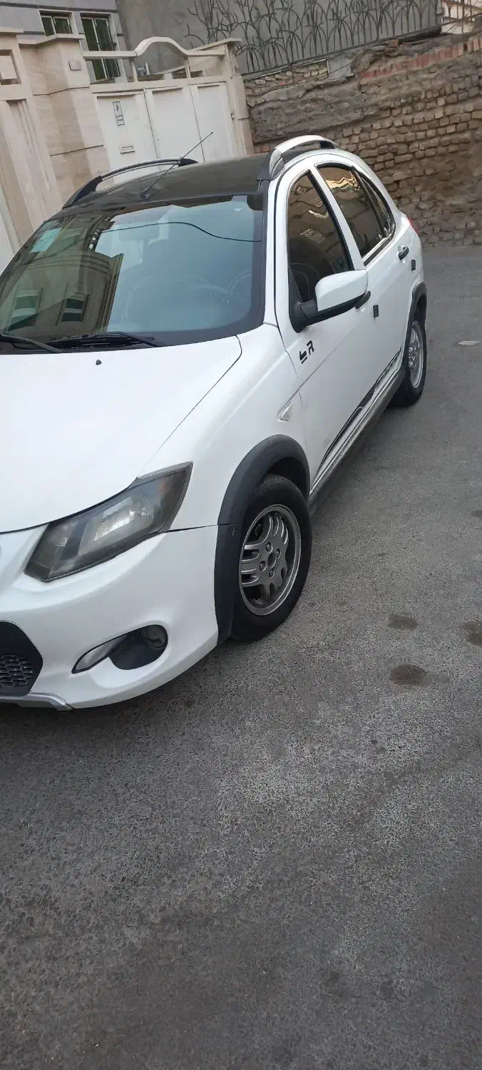 کوییک آر پارس خودرویی سفید مشکی|خودرو سواری و وانت|ملارد, |دیوار