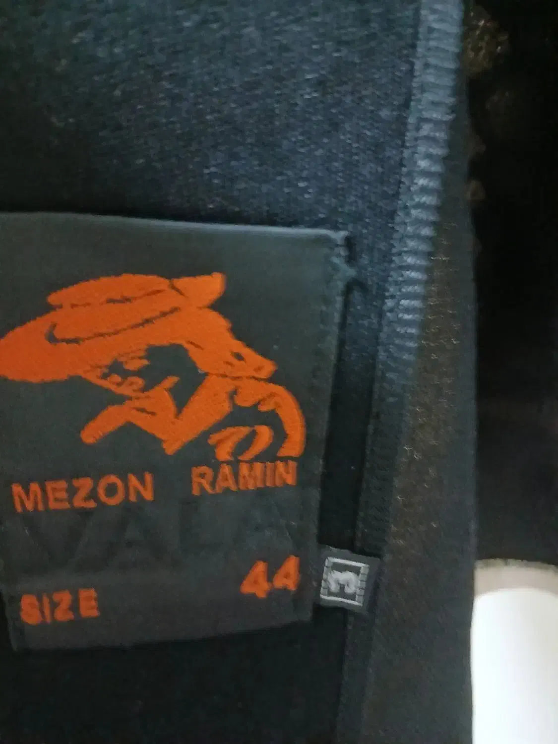 مانتو مجلسی|لباس|قم, سالاریه|دیوار