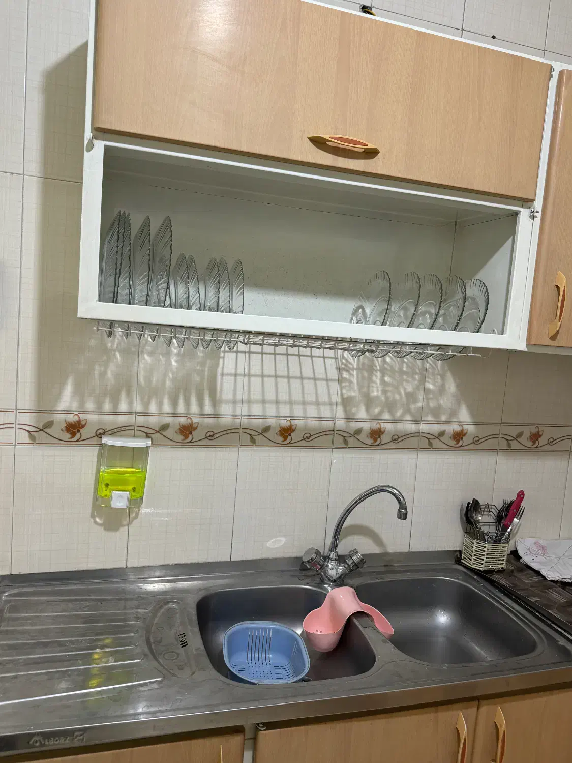 اجاره واحد|اجارهٔ کوتاهمدت آپارتمان و سوئیت|اصفهان, مهرآباد|دیوار