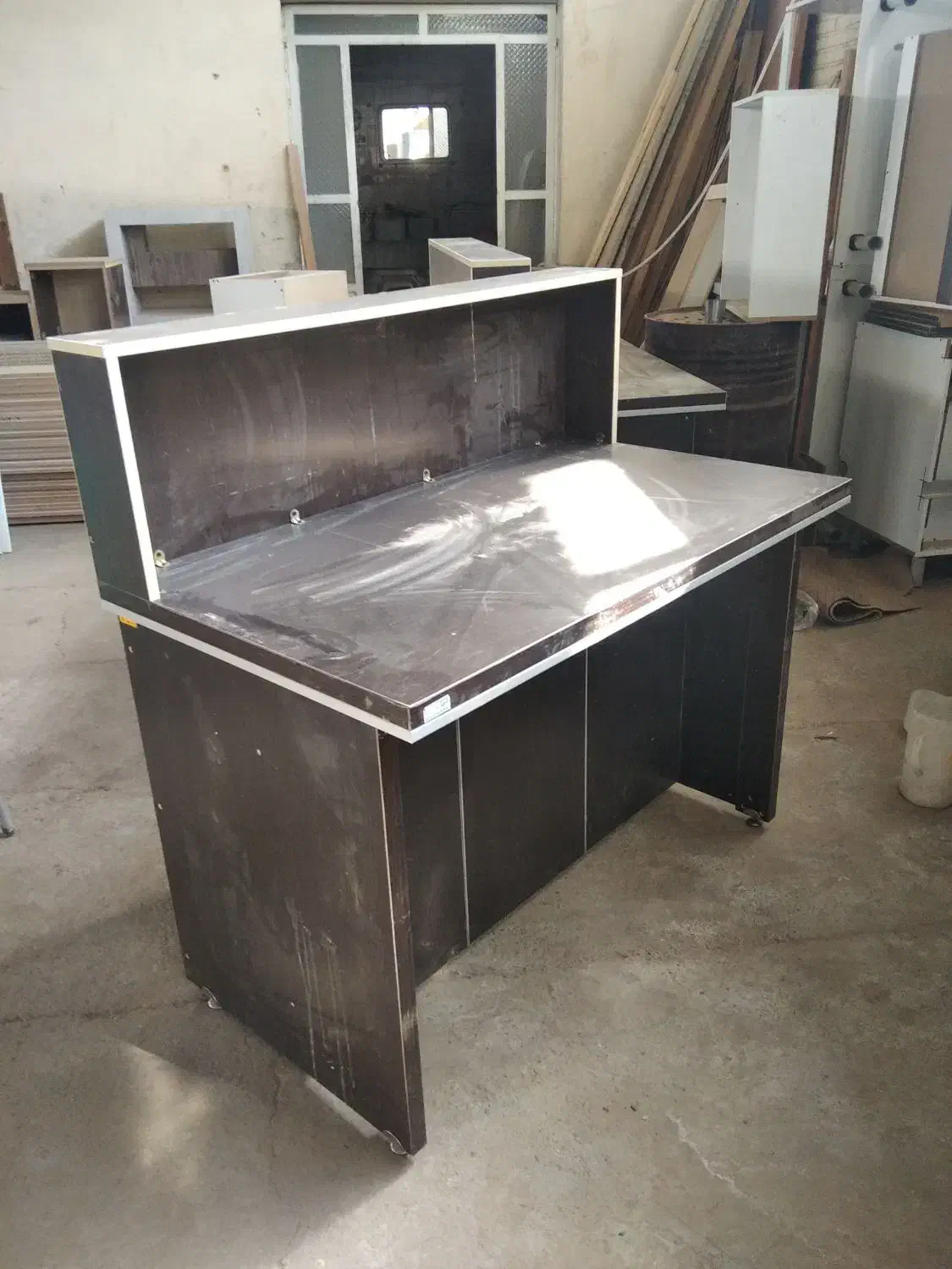 میز|میز تحریر و کامپیوتر|ساوه, |دیوار