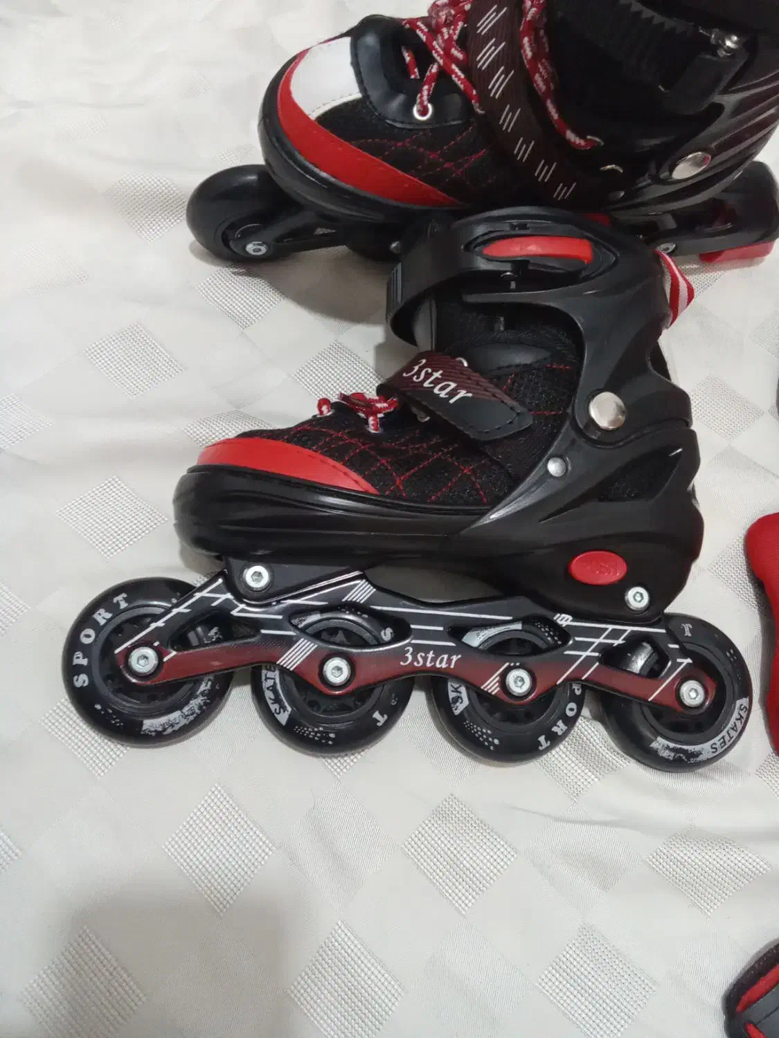 اسکیت کفشی|دوچرخه، اسکیت، اسکوتر|تبریز, |دیوار