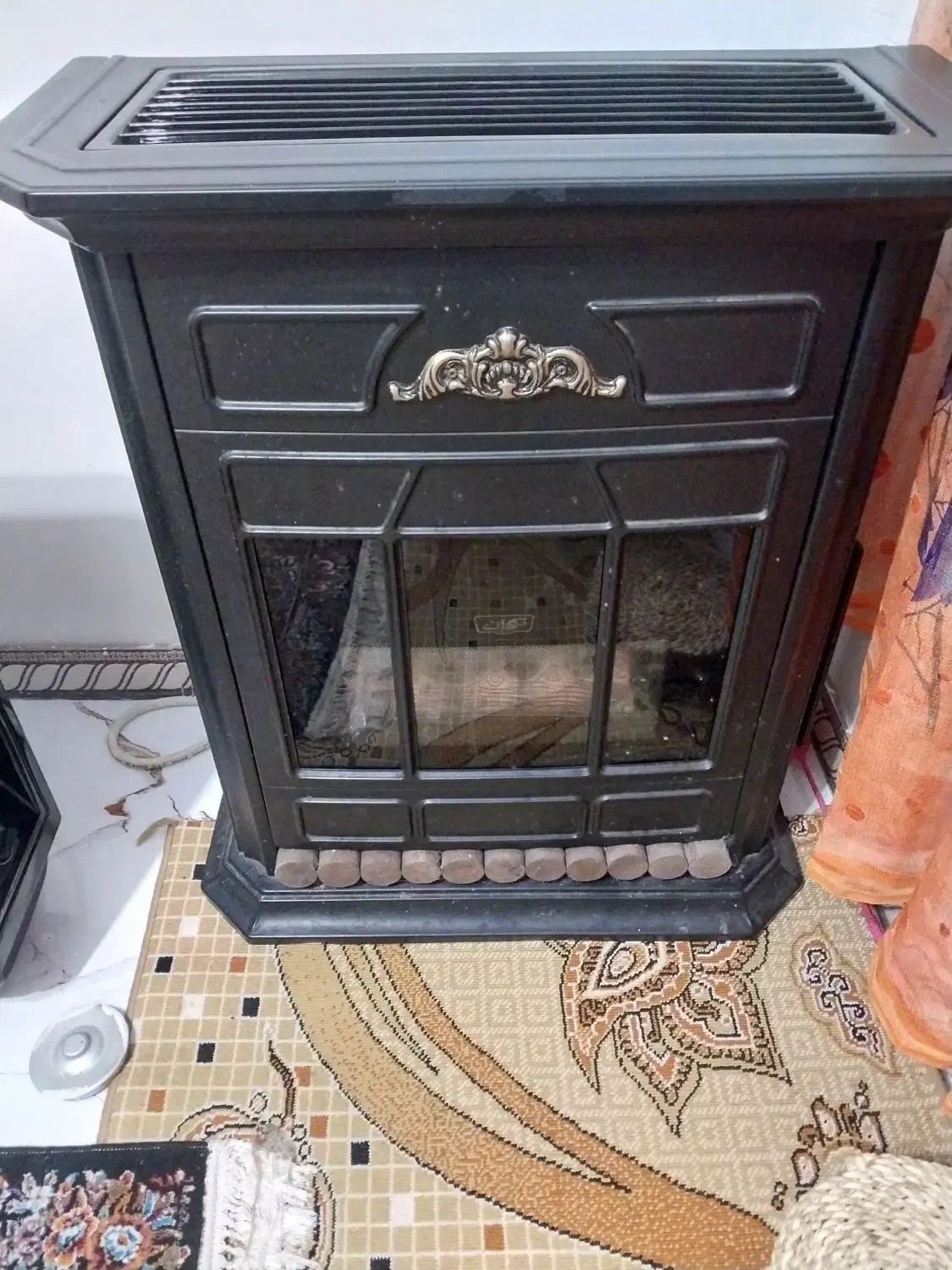 بخاری طرح هیزم|بخاری، هیتر، شومینه|رشت, گلباغ نماز|دیوار