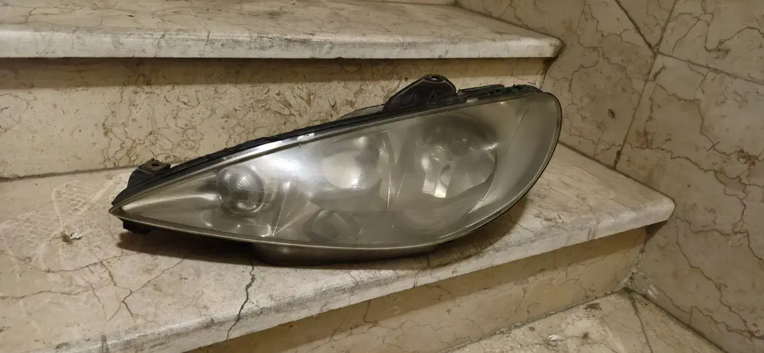 جفت چراغ جلو و جفت چراغ عقب 206|قطعات یدکی و لوازم جانبی|تهران, خواجه نظام الملک|دیوار