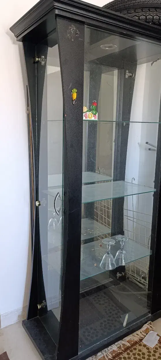 ویترین، بوفه|بوفه، ویترین، کنسول|صدرا-فارس, فاز ۱|دیوار