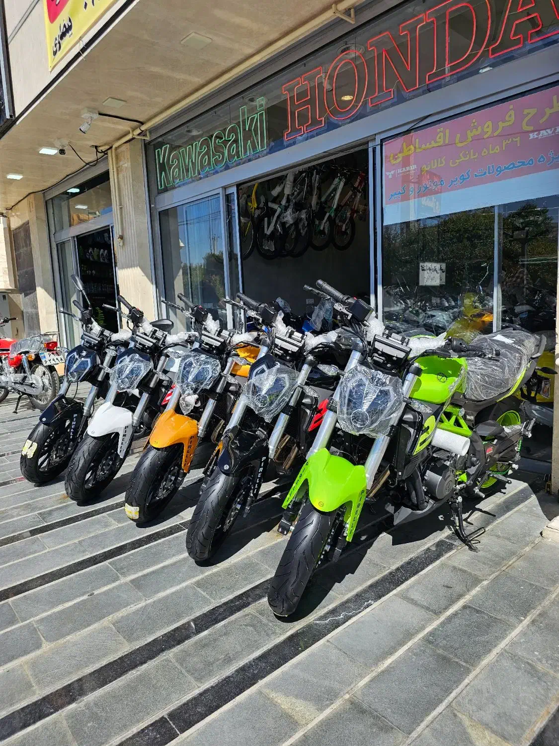 فروش اقساطی انواع بنلی|موتورسیکلت|شیراز, شهرک گلستان|دیوار