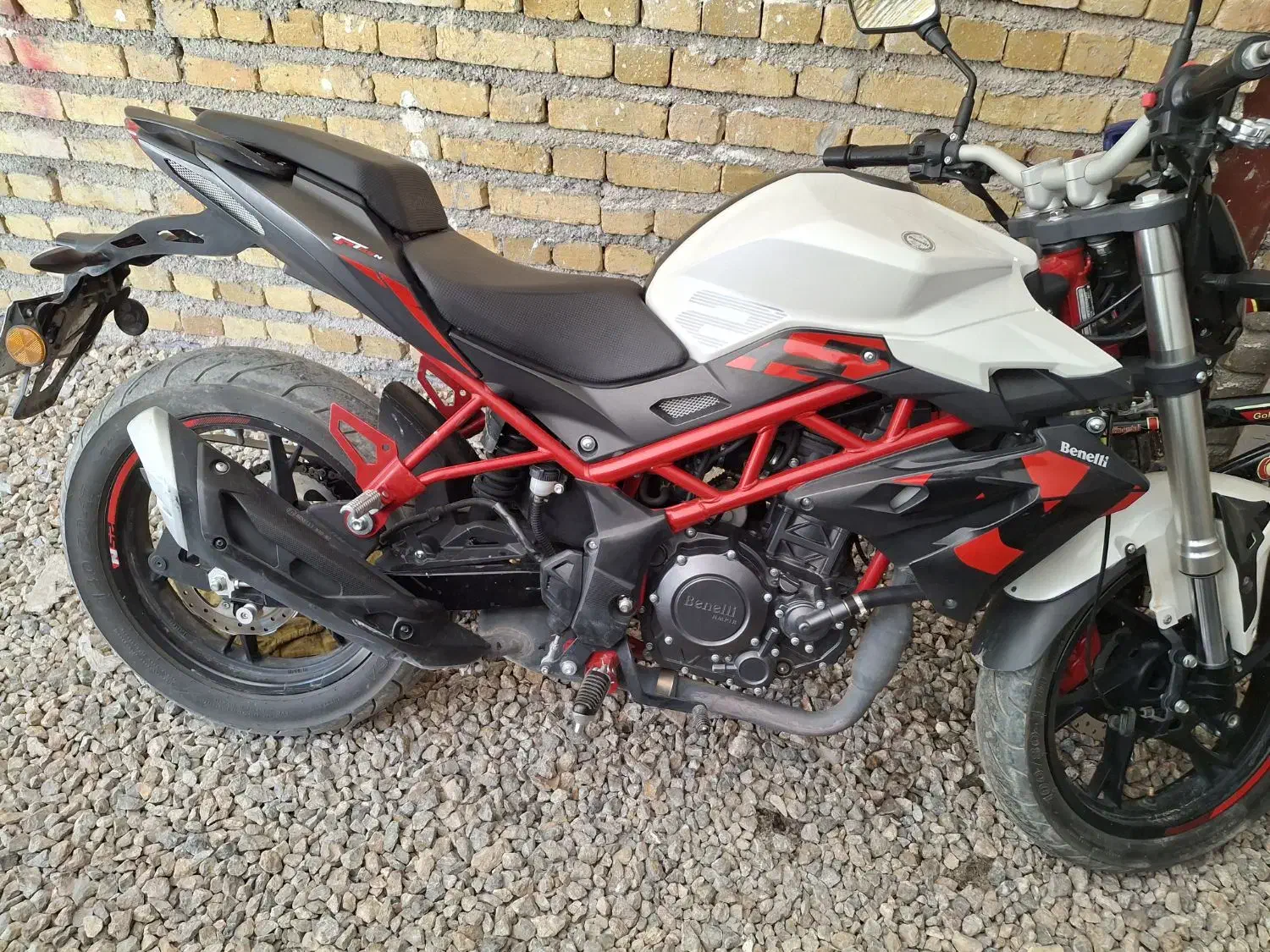 بنلی ۲۵۰ سی سی|موتورسیکلت|نورآباد, |دیوار