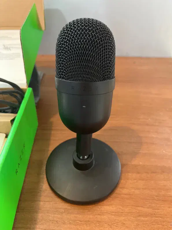 میکروفون razer seiren mini|قطعات و لوازم جانبی رایانه|شیراز, شهرک گلستان شمالی|دیوار