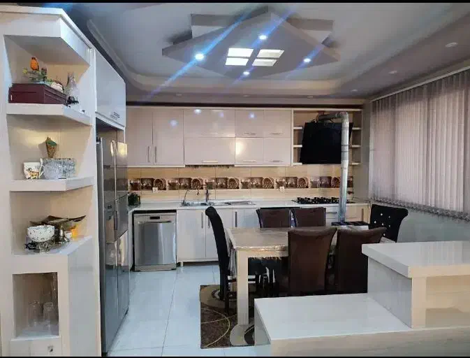 اجاره آپارتمان ۱۵۰متری/خیابان معلم|اجارهٔ آپارتمان|بندر انزلی, معلم|دیوار