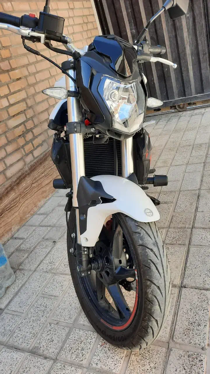 موتور بنلی ۲۵۰ تک سیلندر فابریک|موتورسیکلت|تهران, دردشت|دیوار