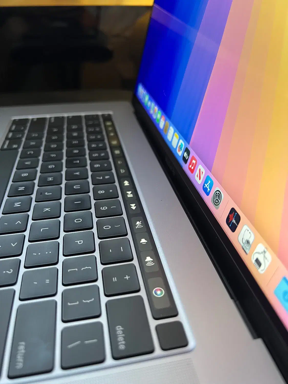 Macbook2019رم۳۲ گرافیک۸ و هارد ۱ ترابایت ۱۶اینچ|رایانه همراه|تهران, آرژانتین|دیوار
