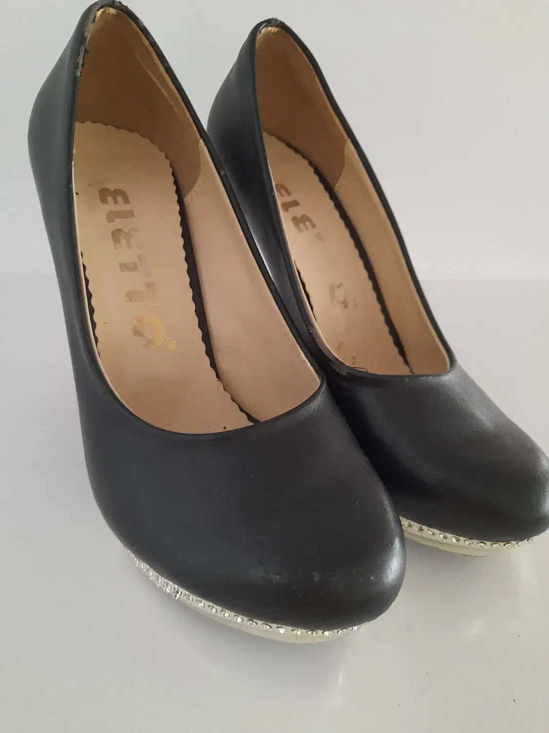 کفش مجلسی|کیف، کفش، کمربند|میاندوآب, |دیوار