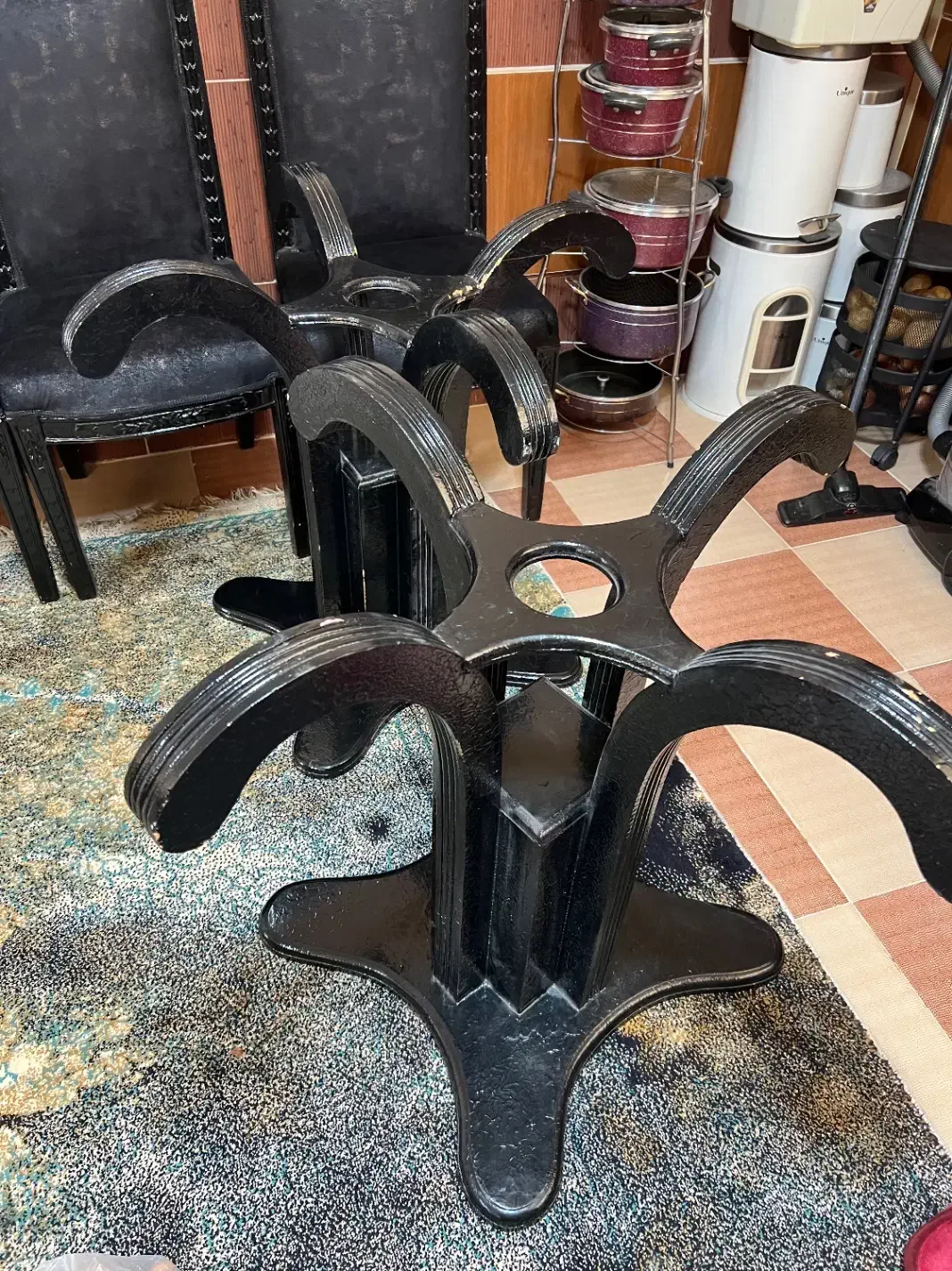 میز ناهار خوری با صندلی ۸ نفره|میز و صندلی غذاخوری|صدرا-فارس, فاز ۱|دیوار