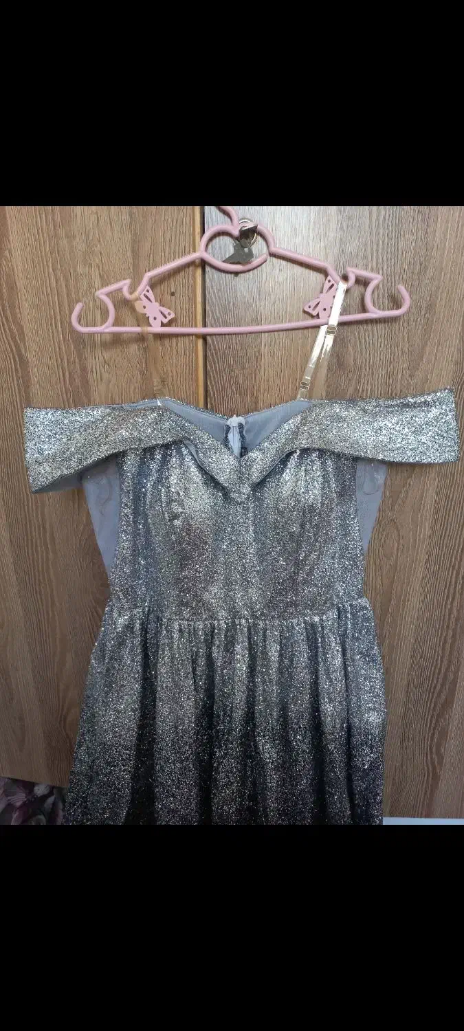 لباس مجلسی|لباس|یزد, |دیوار