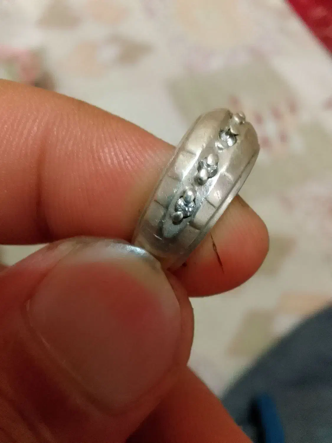 انگشتر نقره و الماس باستانی.|جواهرات|شیراز, معالیآباد|دیوار