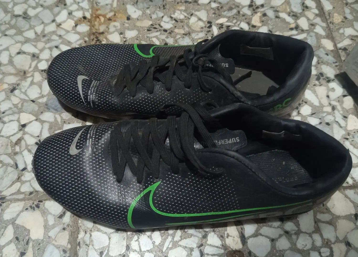 کفش فوتبالی|کیف، کفش، کمربند|تهران, مشیریه|دیوار